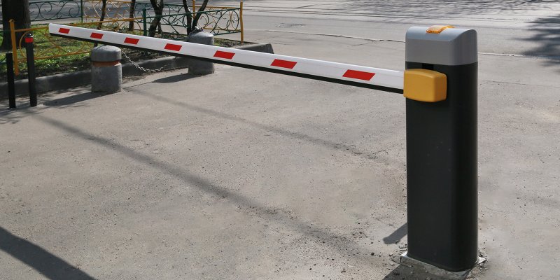 В Петровско-Разумовском, на 1-й улице Бебеля и Бутырской установят шлагбаумы